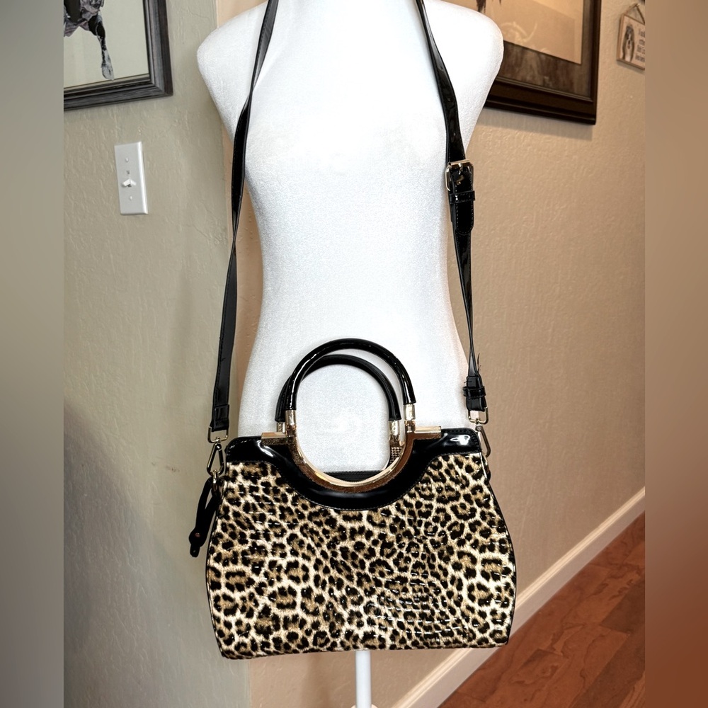 Leopard Print Handbag with Black Accents